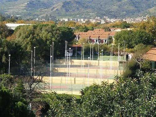 Holiday Club Naxos Giardini-Naxos 3*,